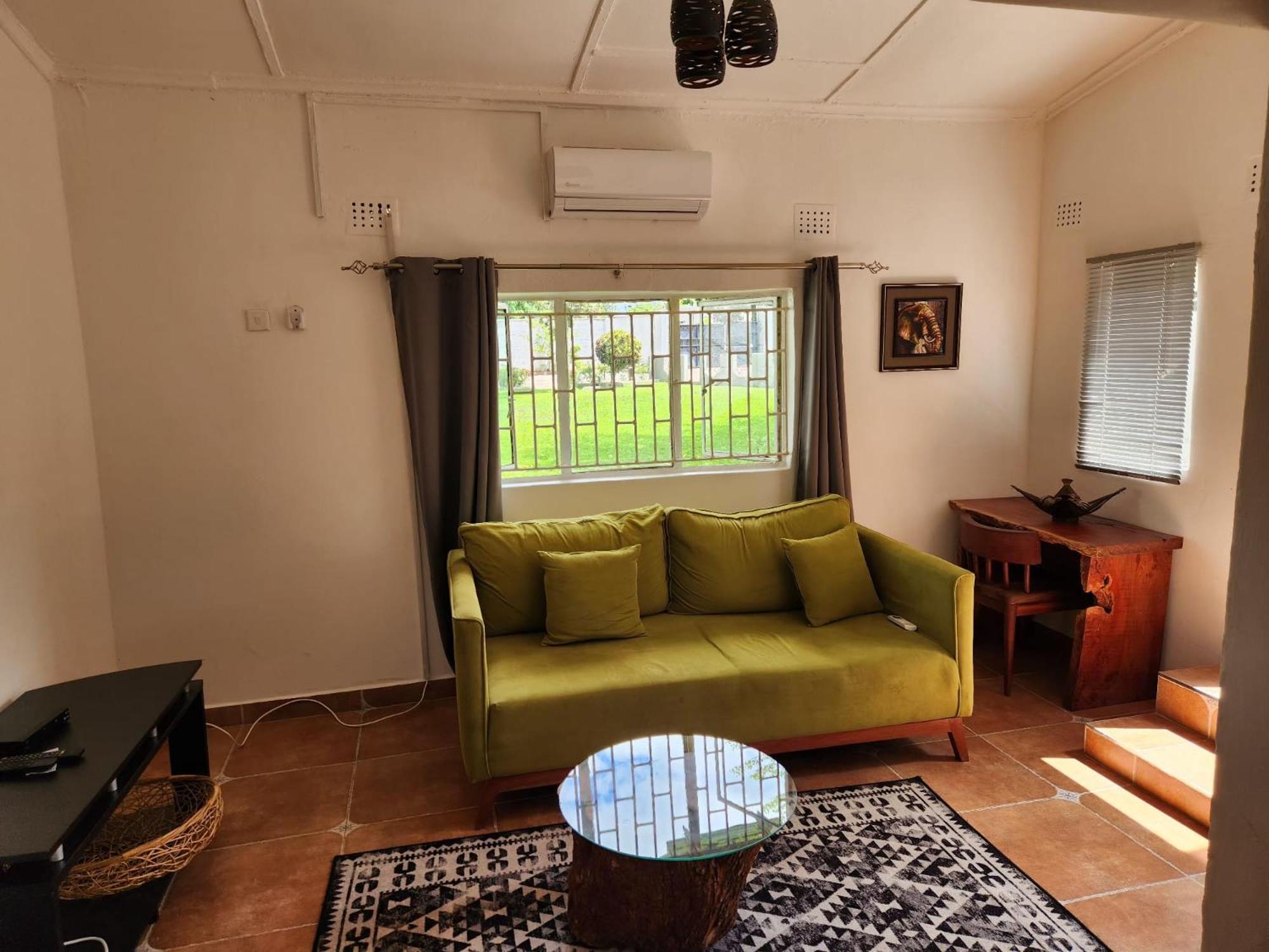 Mukala Lodge Lusaka Extérieur photo